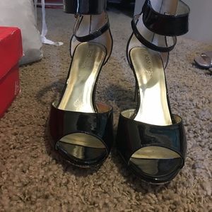 Beautiful BCBG with ankle strap!